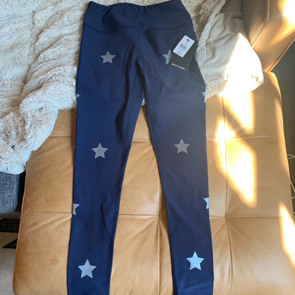 Electric yoga leggings medium NWT